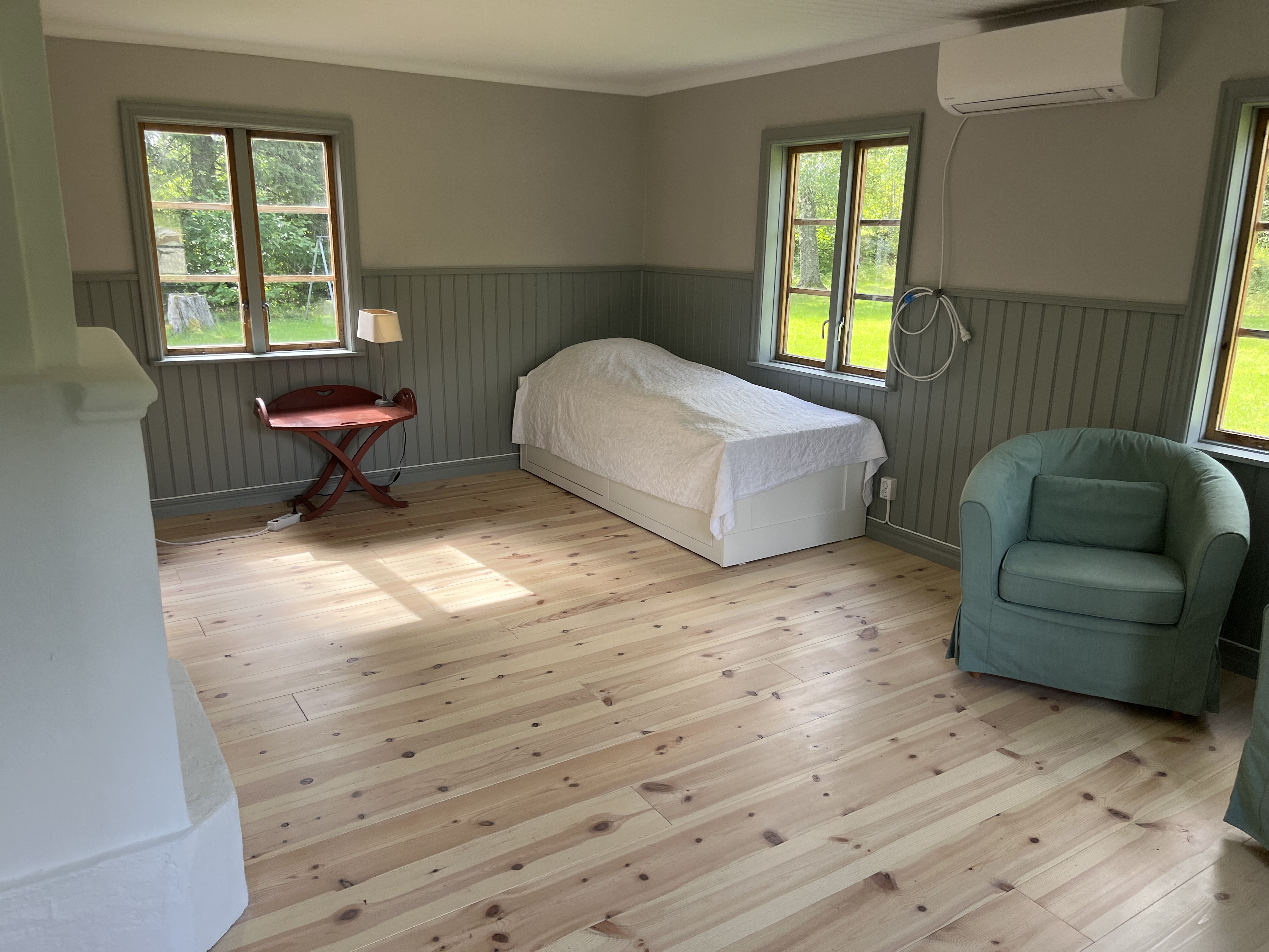 Bedroom with spacious bed and en-suite bathroom